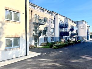 Side- click for photo gallery